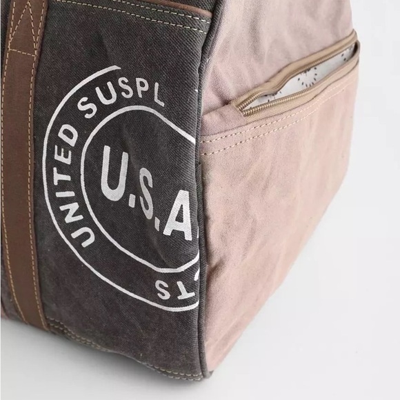 Myra Handbags & Accessories VINTAGE "USA" PRINT TRAVELLER BAG S-1001 8 19699 - Picture 3 of 6